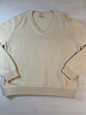 St. John’s Bay V-Neck Cream Sweater 100% cotton